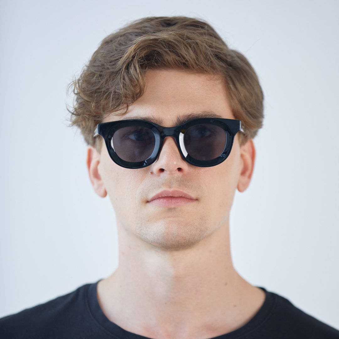 LOIS / Midnight - Zamothra Sunglasses