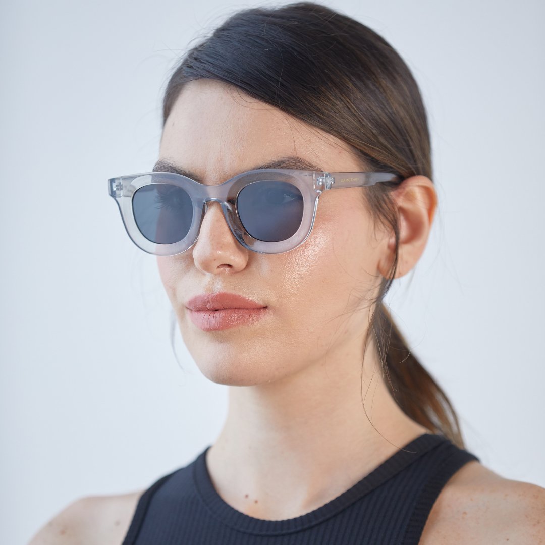 LOIS / Smoke - Zamothra Sunglasses